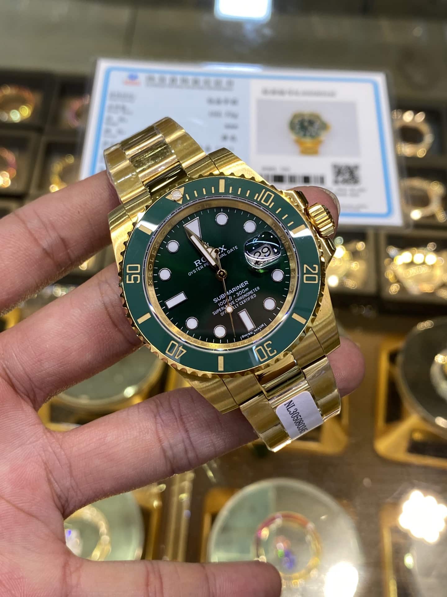 潜航者水鬼劳力士1:1复刻手表夜光绿盘绿黄金钢带款正面图