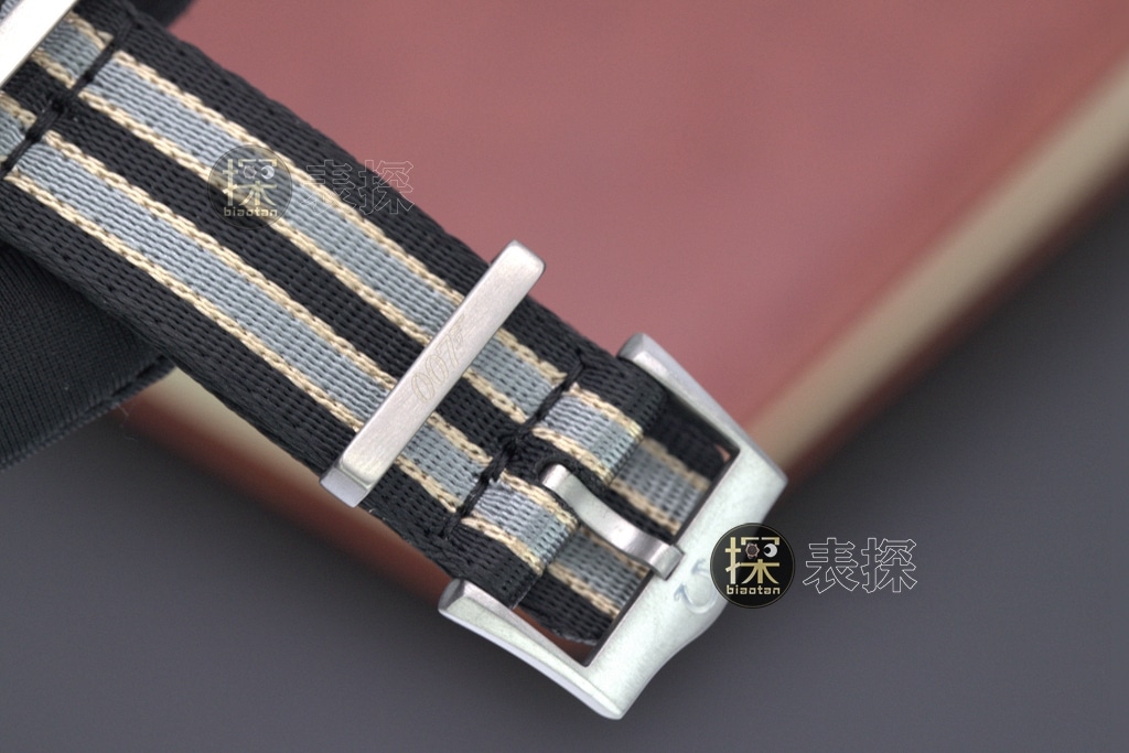 vs厂无暇赴死欧米茄1:1复刻手表粽圈黑盘夜光计时钢带表扣图
