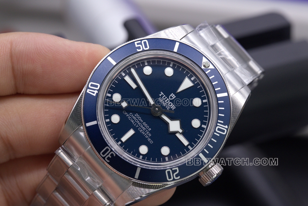 ZF Tudor Petit Orchid réplique montres de qualité supérieure 1:1 moule ouvert hommes 39mm