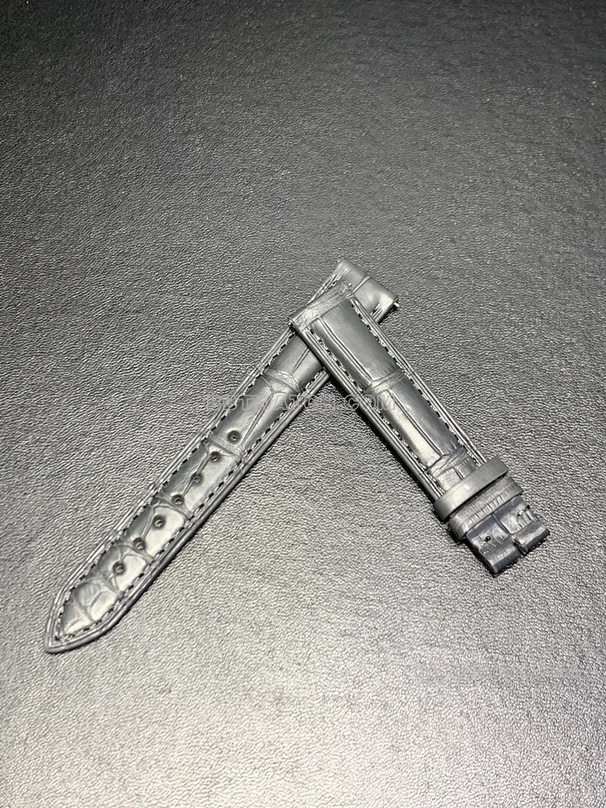 Alligator strap for the Cartier Mountain Variant WJSA0017