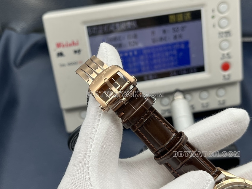 GF厂百年灵璞雅一比一超A精仿银盘年历RB2510371G1P1表扣实拍图
