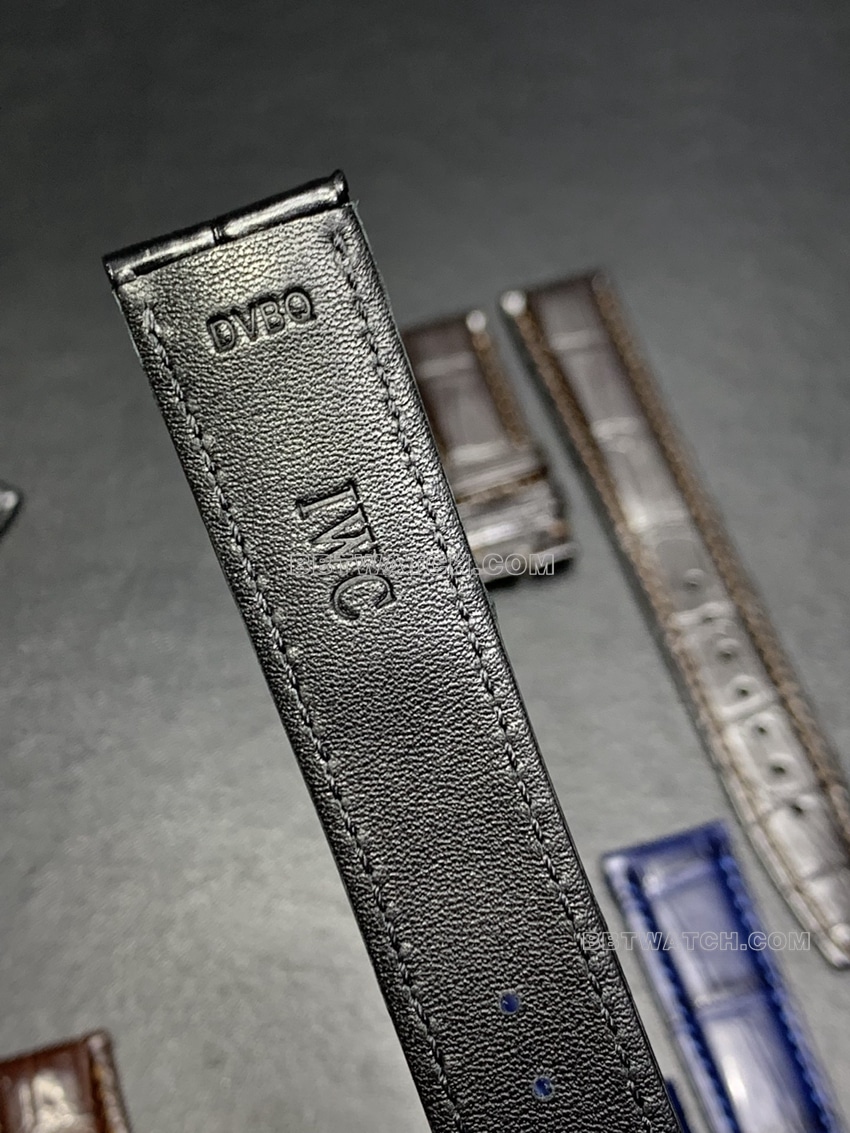 IW371615 Alligator Strap for UP Portuguese Collection