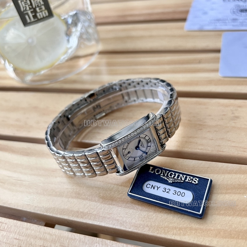 原单浪琴优雅一比一超A精仿银盘钻圈L5.200.0.75.6侧面实拍图