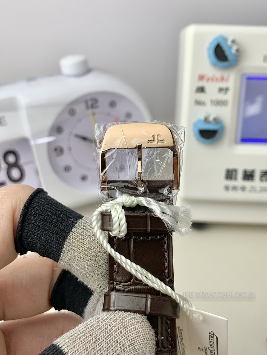 APS厂积家大师一比一顶级复刻蛋壳黄盘1212510表扣实拍图