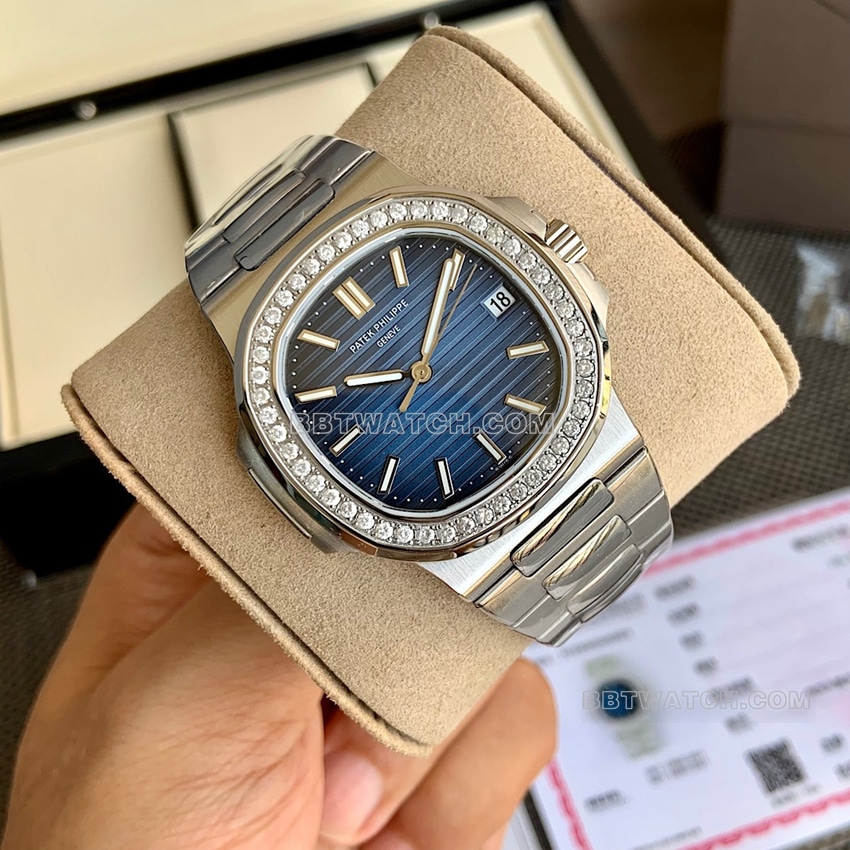 原单百达翡丽运动优雅顶级一比一高仿蓝盘钻圈5713/1G-010正面实拍图