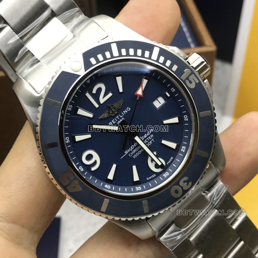 原单百年灵超级海洋一比一顶级复刻蓝盘A17367D81C1A1正面实拍图