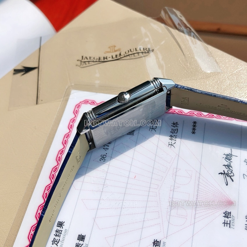 原单积家翻转腕表顶级一比一高仿白盘蓝色皮带款3288420侧面实拍图