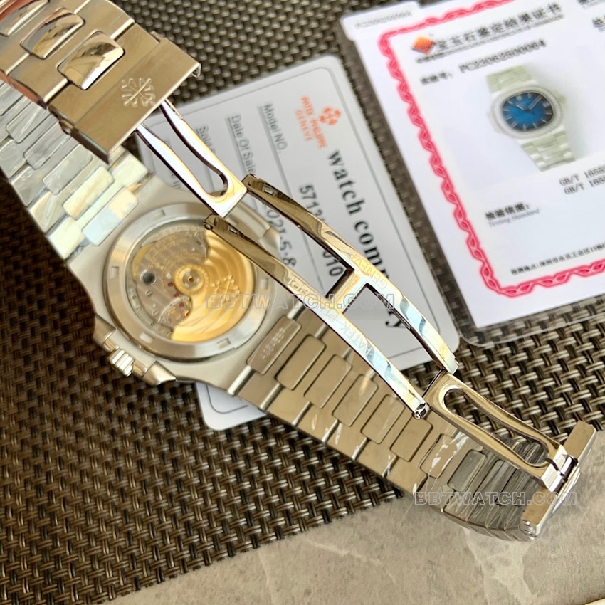 原单百达翡丽运动优雅顶级一比一高仿蓝盘钻圈5713/1G-010表扣实拍图
