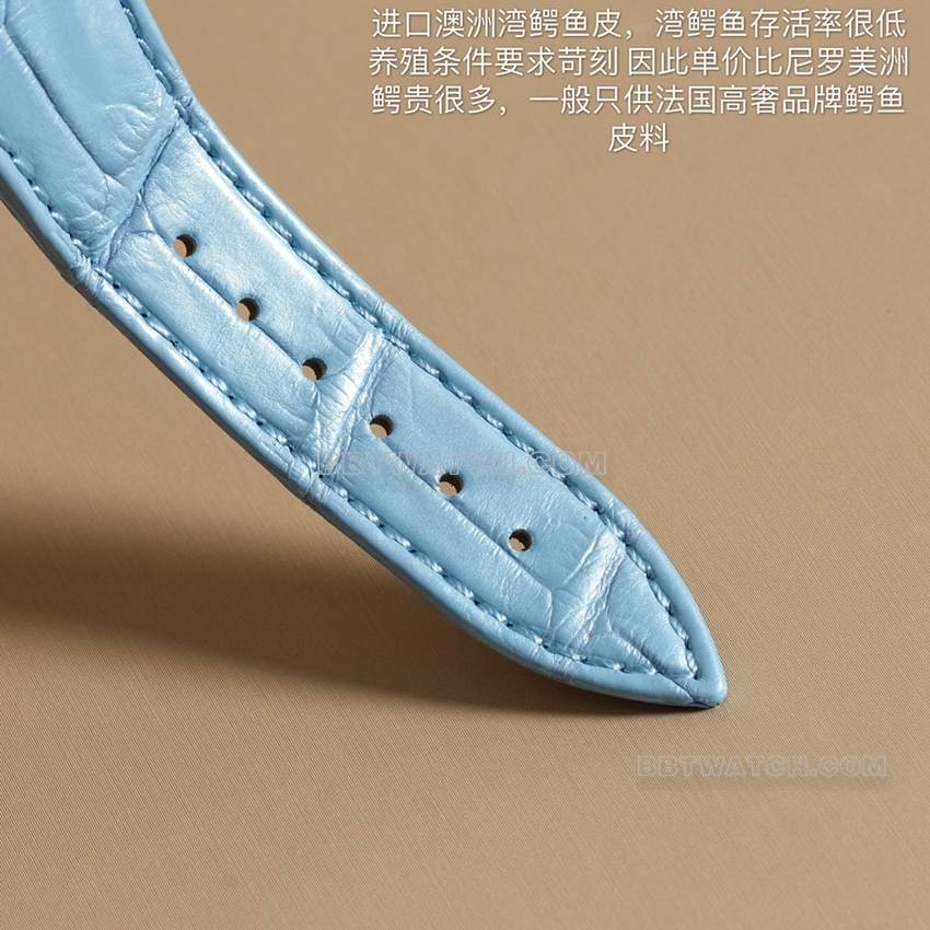 原单爱彼皇家橡树一比一超A高仿浅蓝盘钻圈67601ST.ZZ.D302CR.01表带实拍图