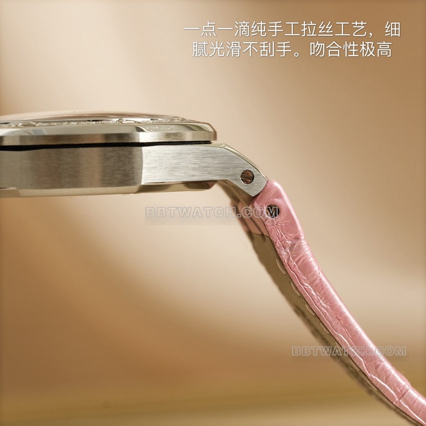 原单爱彼皇家橡树一比一超A精仿粉盘钻圈67601ST.ZZ.D057CR.01侧面实拍图