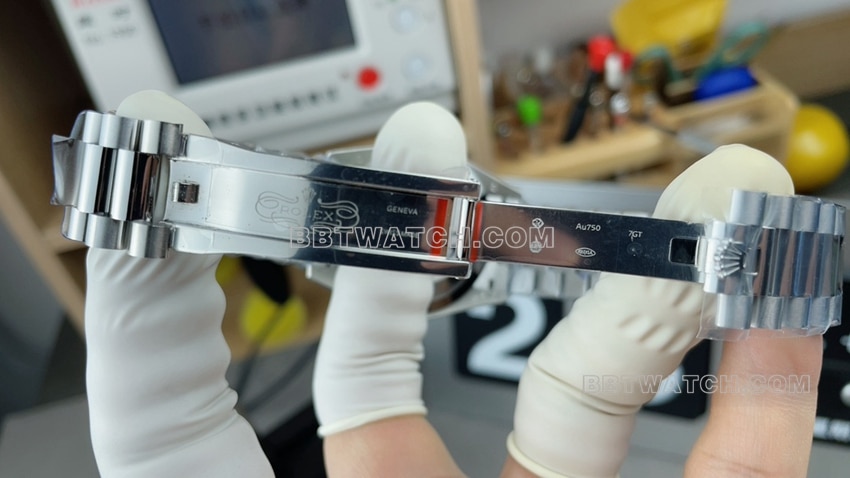 GM厂劳力士星期日历型超A高仿绿盘m228236-0008表扣实拍图