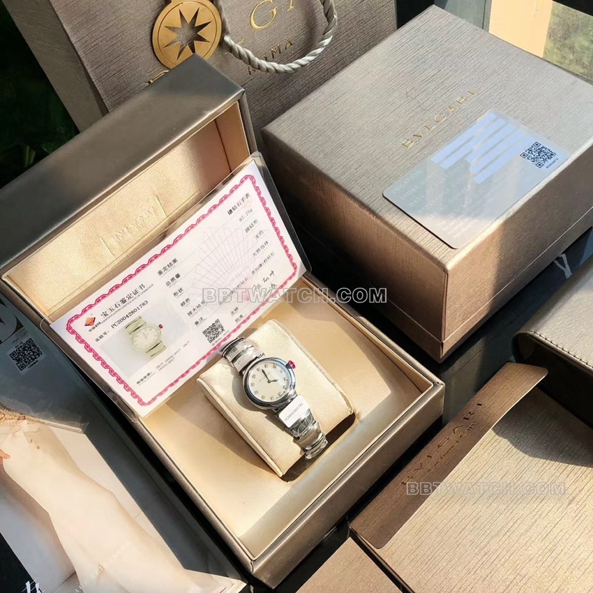 原单宝格丽一比一超A精仿白色珍珠母贝盘钢带款102196 LU28WSS/12正面实拍图
