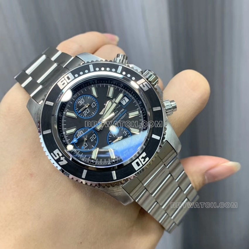 原单百年灵超级海洋一比一顶级复刻黑盘计时A1334102.BA83.134A正面实拍图