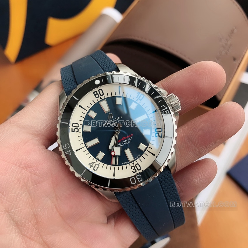 原单百年灵超级海洋顶级一比一精仿蓝盘橡胶款A17376211C1S1正面实拍图