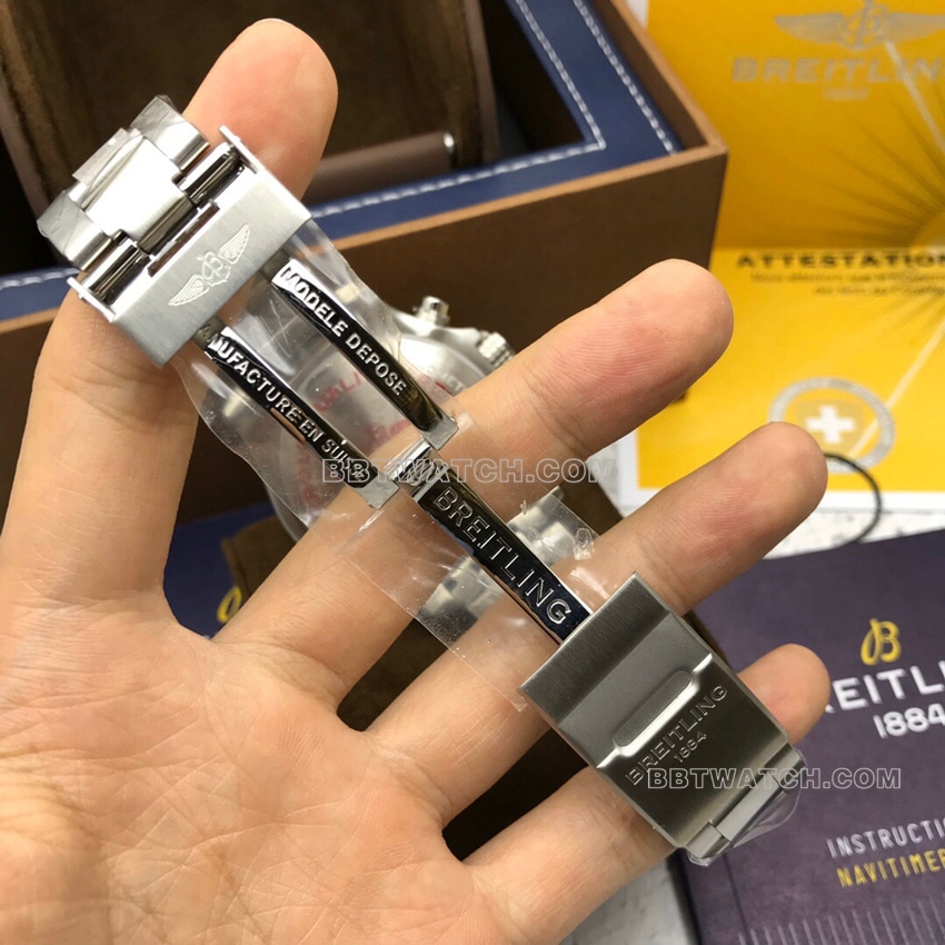 原单百年灵复仇者超A高仿蓝盘钢带款A13317101C1A1表扣实拍图