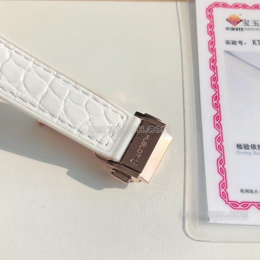 原单宇舶经典融合一比一超A精仿白盘玫瑰金钻圈581.OE.2080.LR.1204表扣实拍图