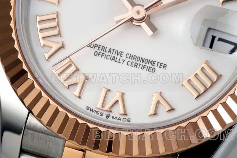 ARF厂劳力士日志一比一超A精仿白盘31mm间金五格链节278271正面实拍图