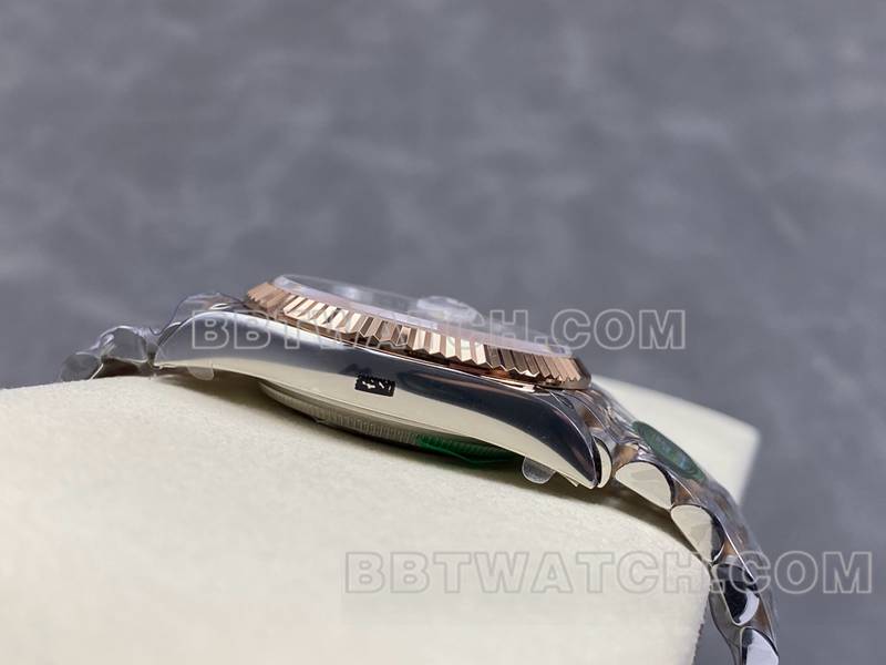 劳力士顶级复刻手表ARF厂日志型贝母盘36mm间玫瑰金钢带款侧面实拍图