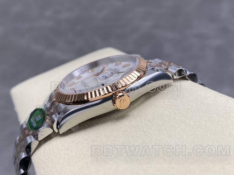 劳力士顶级复刻手表ARF厂日志型贝母盘36mm间玫瑰金钢带款侧面实拍图