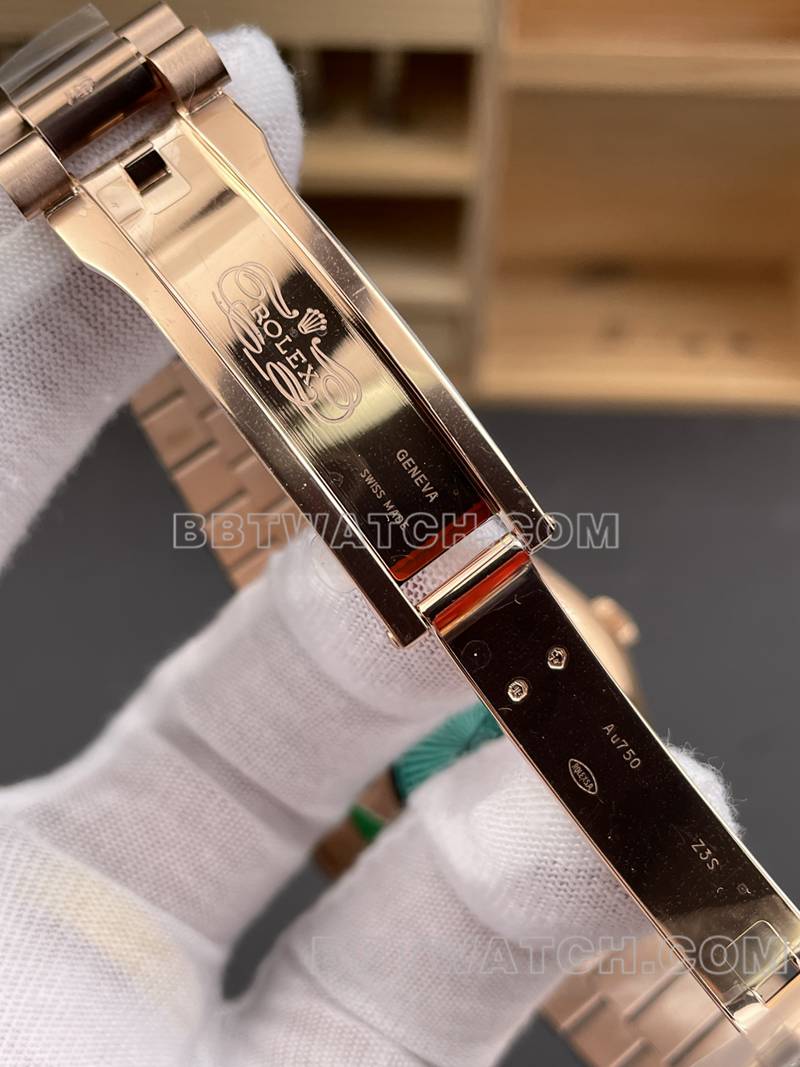 劳力士超级克隆手表RC厂星期日历40mm白盘3255玫瑰金钢带款表扣实拍图