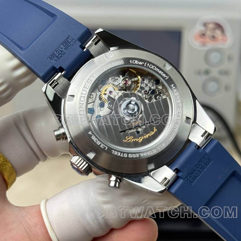 浪琴顶级复刻表AF厂康卡斯蓝盘7750机芯42mm橡胶款背面实拍图