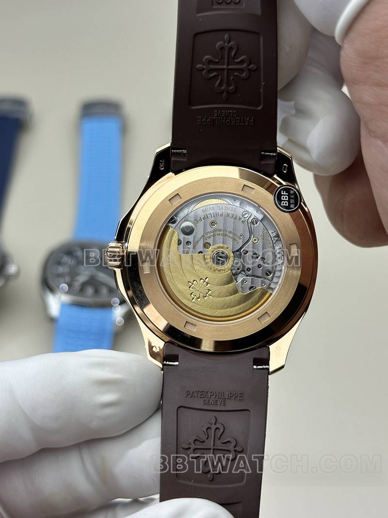百达翡丽最佳复刻手表BBF厂手雷玫瑰金深棕盘棕色橡胶款5167R背面实拍图