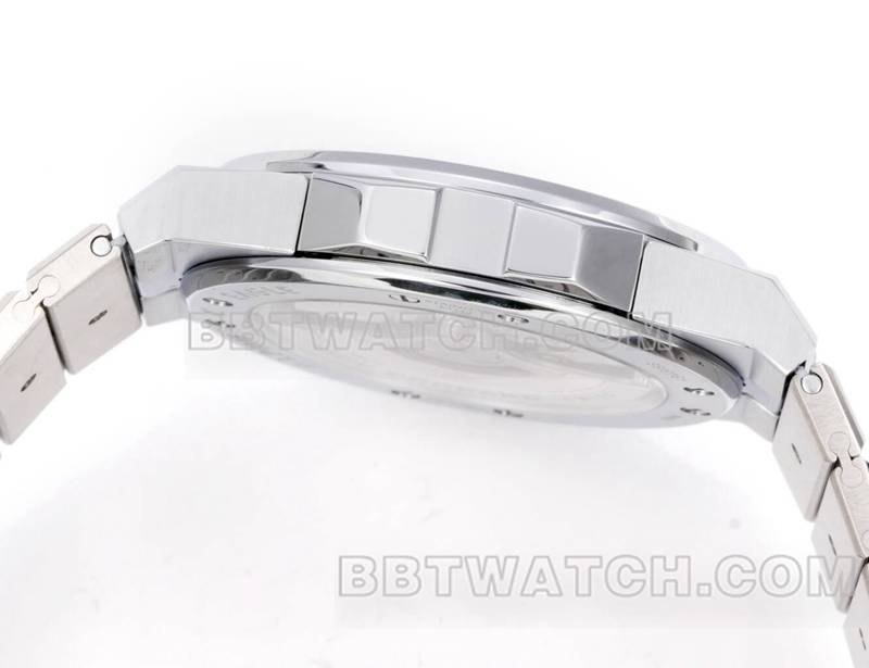 萧邦超级克隆手表GH厂雪山傲翼41mm蓝盘蓝宝石钻圈钢带款侧面实拍图