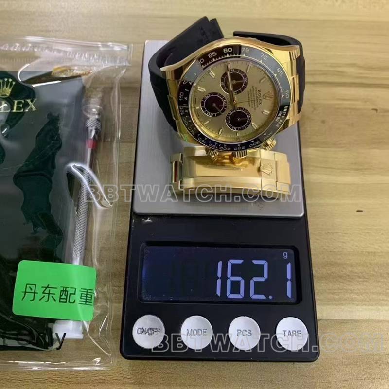 劳力士最优复刻手表ARF厂迪通拿4131橡胶款重量实拍图