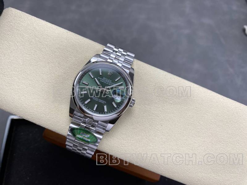 劳力士顶级复刻手表ARF厂日志型绿盘光圈36mm钢带款正面实拍图