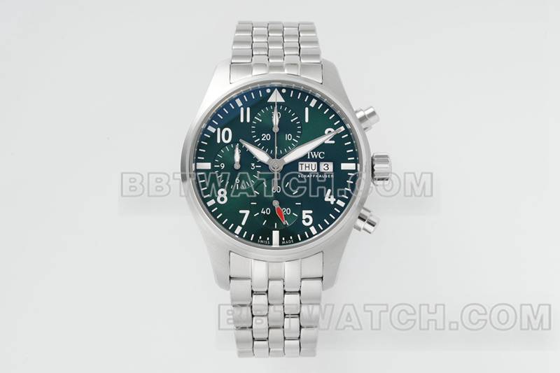万国最优复刻手表APS厂飞行员绿盘计时69385机芯钢带款正面实拍图