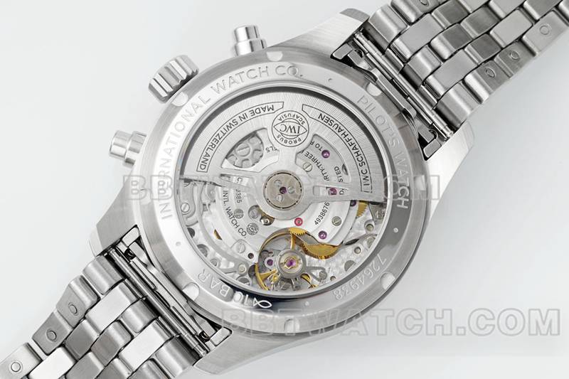 万国最优复刻手表APS厂飞行员绿盘计时69385机芯钢带款背面实拍图