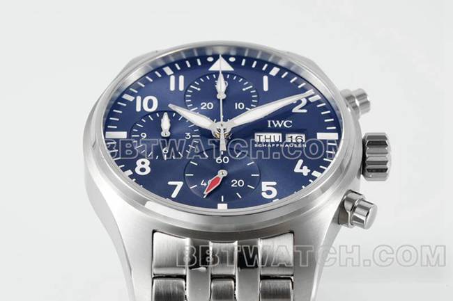 万国顶级复刻手表APS厂飞行员蓝盘计时69385机芯钢带款正面实拍图