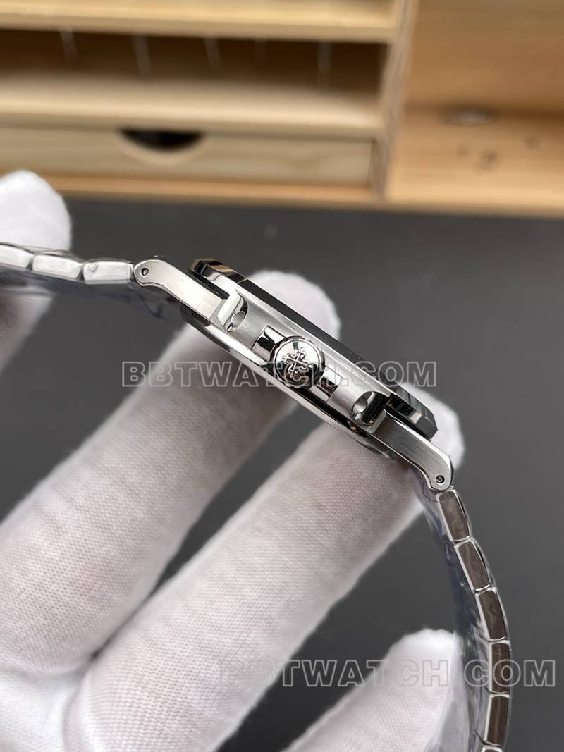 百达翡丽顶级复刻手表DDF厂鹦鹉螺40mm白盘330机芯钢带款侧面实拍图