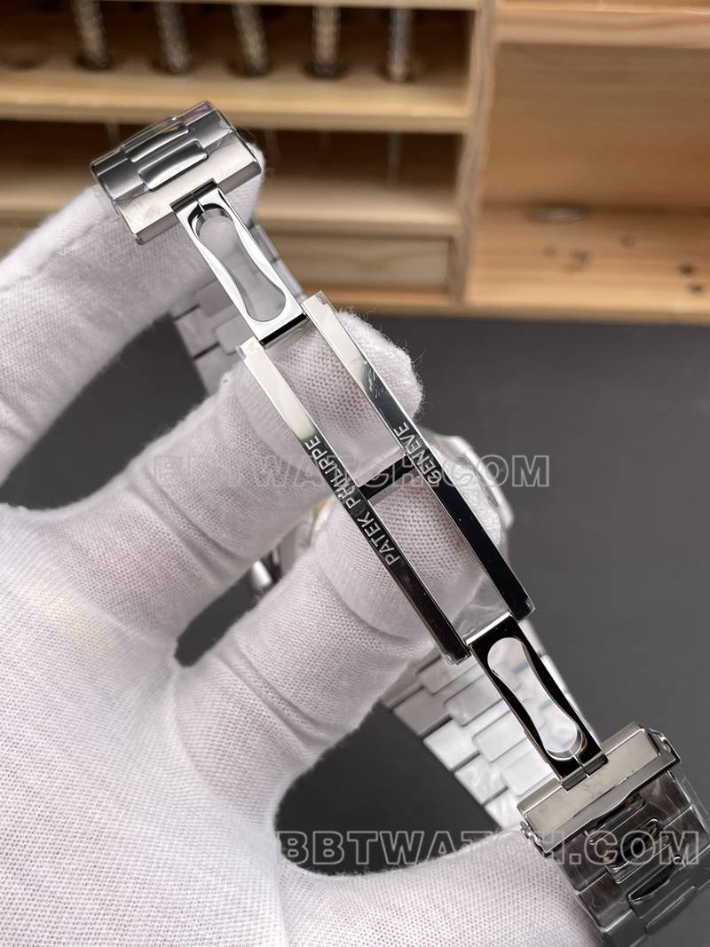 百达翡丽顶级复刻手表DDF厂鹦鹉螺40mm白盘330机芯钢带款表扣实拍图