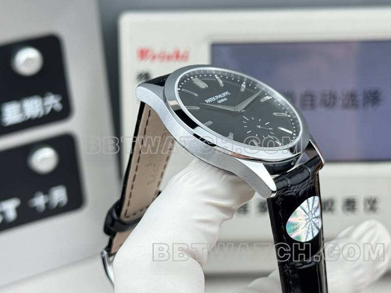 百达翡丽最优复刻手表SDF厂古典黑盘39mm皮带款侧面实拍图