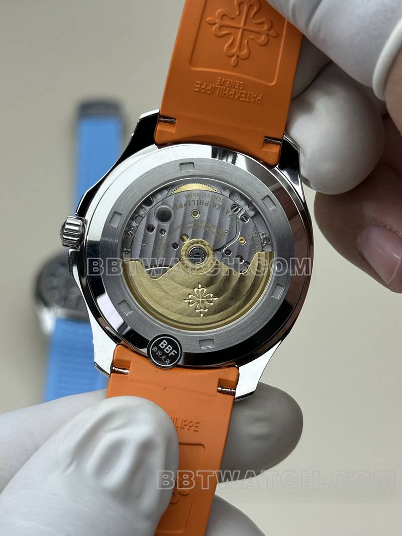 百达翡丽1:1复刻手表BBF厂手雷黑盘橙色橡胶款5167A背面实拍图