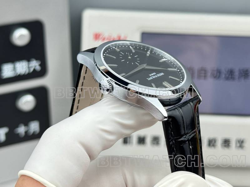 百达翡丽最优复刻手表SDF厂古典黑盘39mm皮带款侧面实拍图