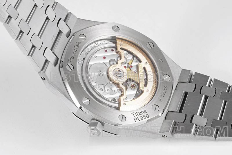 Audemars Piguet top replica watches ZF Factory Royal Oak Smokey Blue Plate 2121 movement 15202 back actual photo