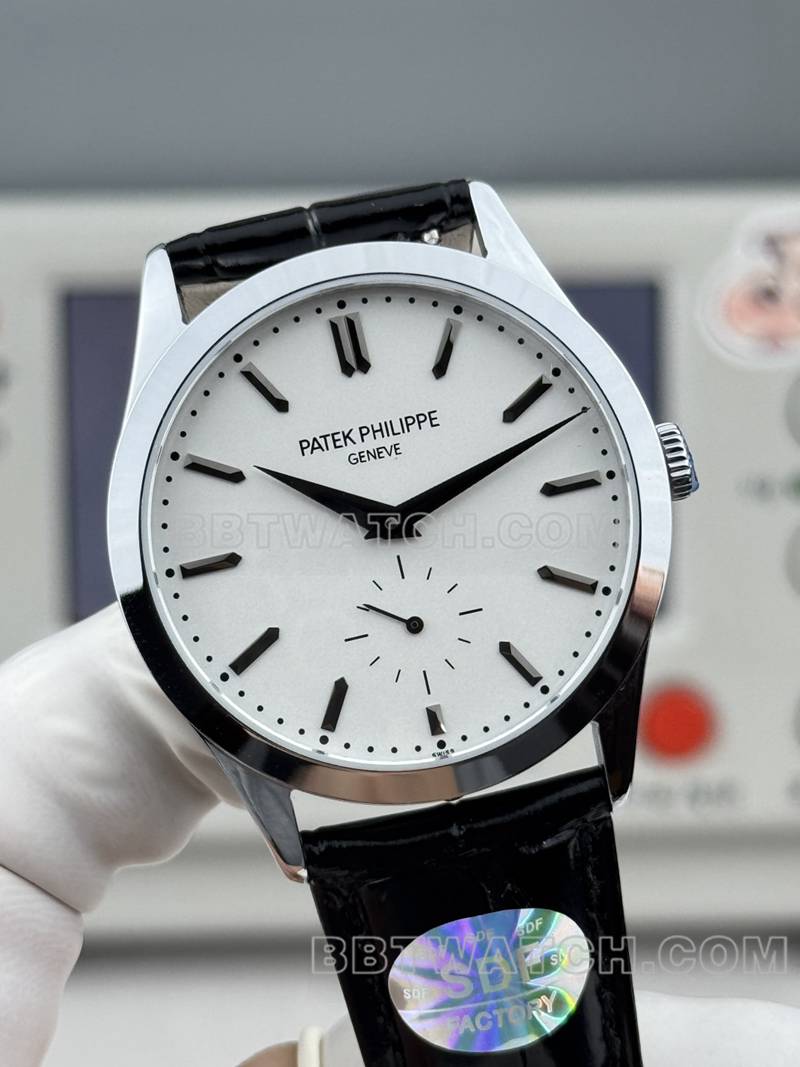 百达翡丽1:1复刻手表SDF厂古典白盘39mm皮带款正面实拍图