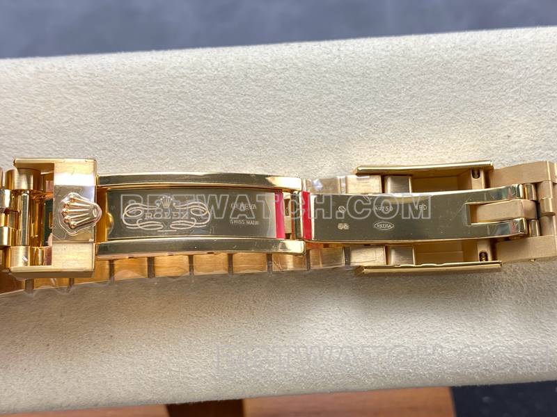 劳力士1:1复刻手表ARF厂格林尼治虎眼石GMT黄金钢带款表扣实拍图