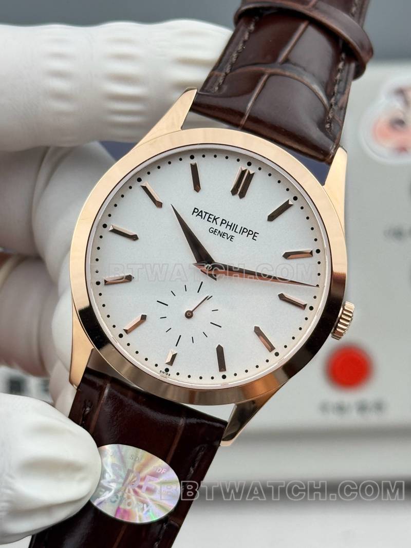 Patek Philippe Super Clone SDF Classic Weiß Platte Rose Gold Gehäuse 39mm Gürtel Modell Vorderansicht