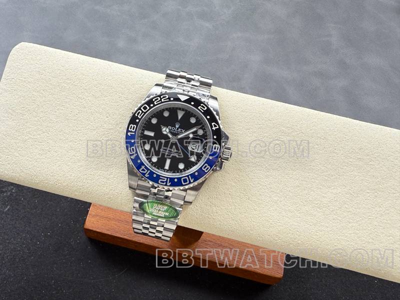 劳力士最佳复刻手表ARF厂格林尼治GMT蓝黑圈3285机芯正面实拍图
