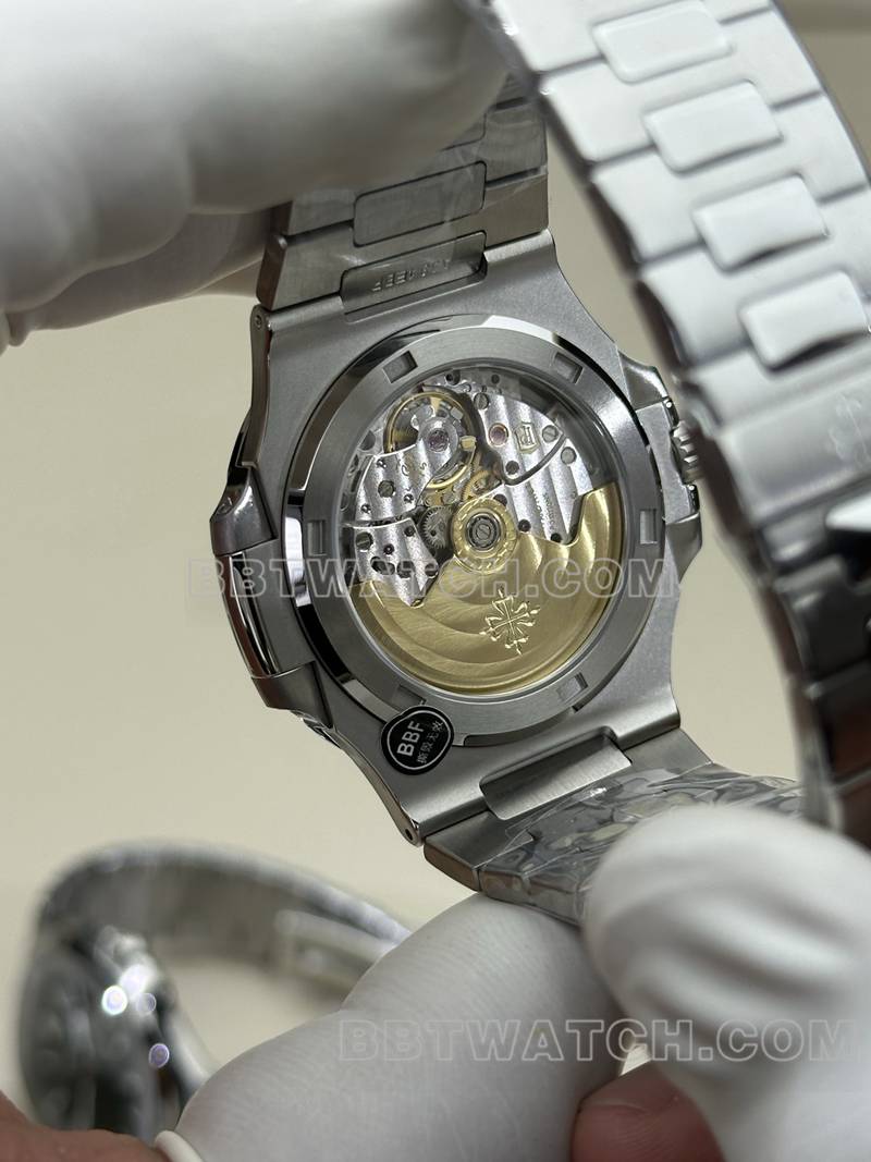 百达翡丽1:1复刻手表BBF厂鹦鹉螺324机芯蓝盘钢带款背面实拍图