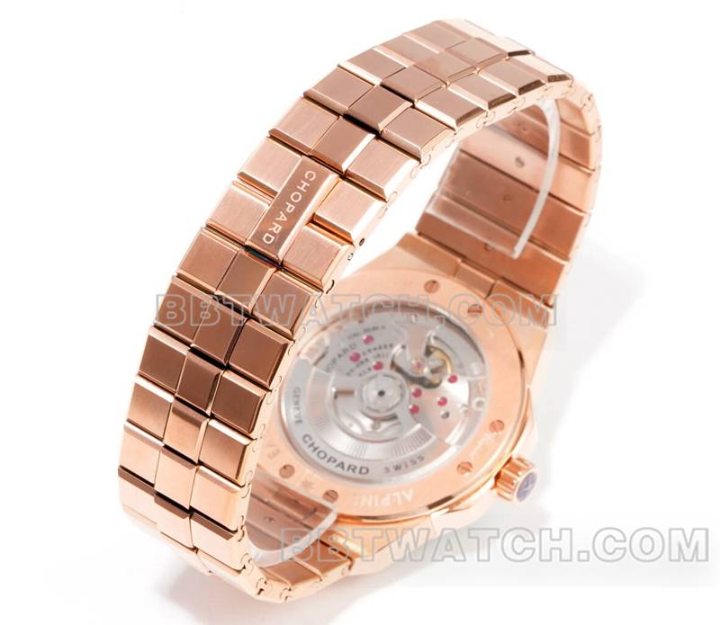 萧邦最佳复刻手表GH厂雪山傲翼41mm镶钻盘钻圈玫瑰金钢带款表带实拍图