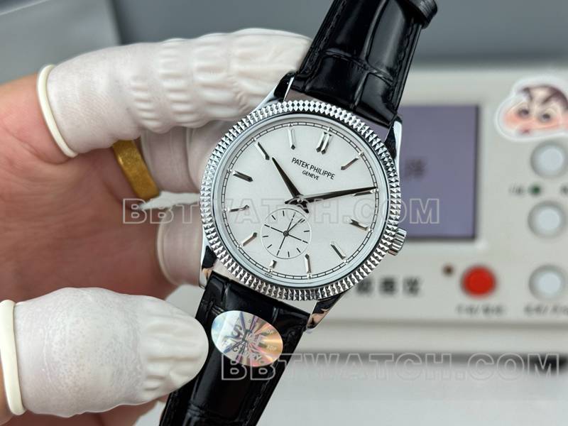 百达翡丽顶级复刻手表SDF厂古典银盘钉纹圈39mm皮带款正面实拍图