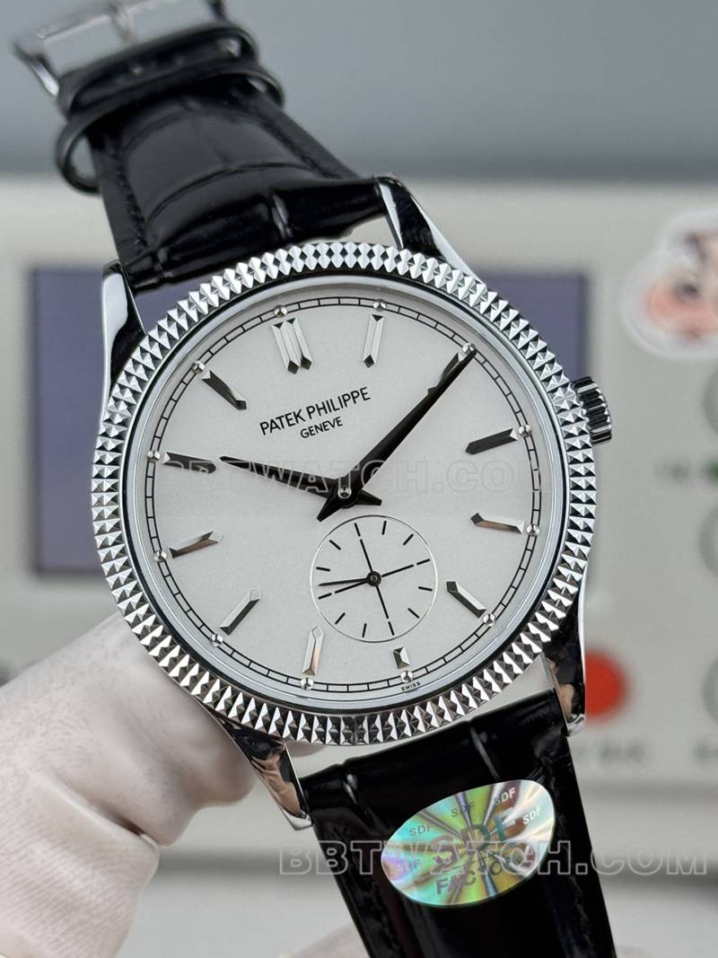 百达翡丽顶级复刻手表SDF厂古典银盘钉纹圈39mm皮带款正面实拍图