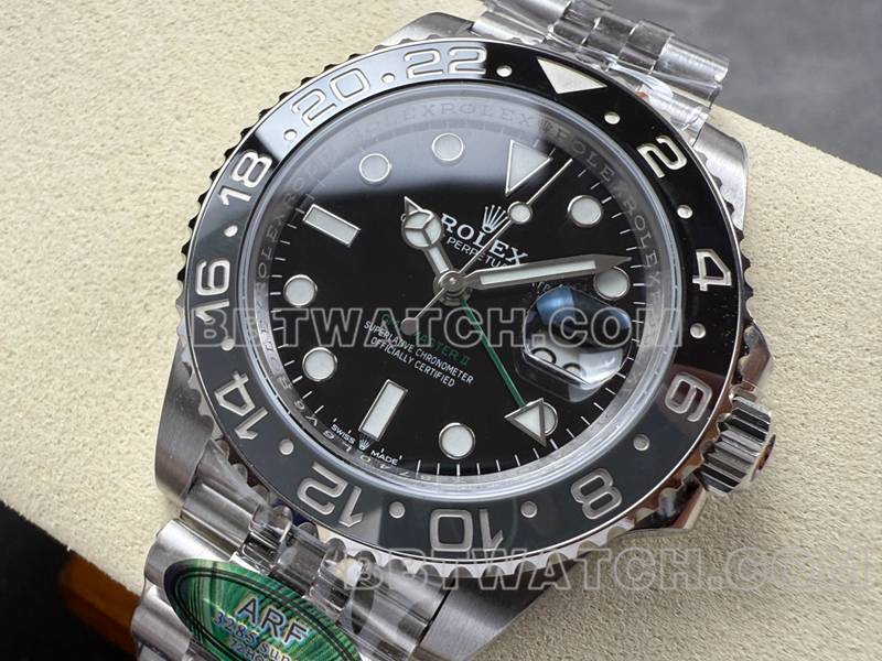 劳力士最优复刻手表ARF厂格林尼治GMT黑灰圈3285机芯正面实拍图