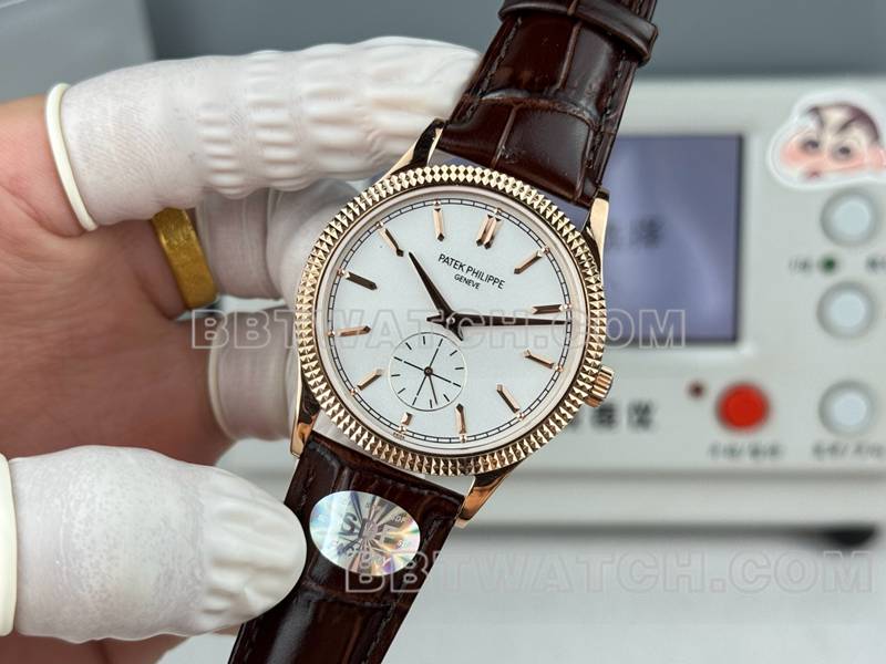 百达翡丽最优复刻手表SDF厂古典银盘钉纹圈玫瑰金壳39mm皮带款正面实拍图