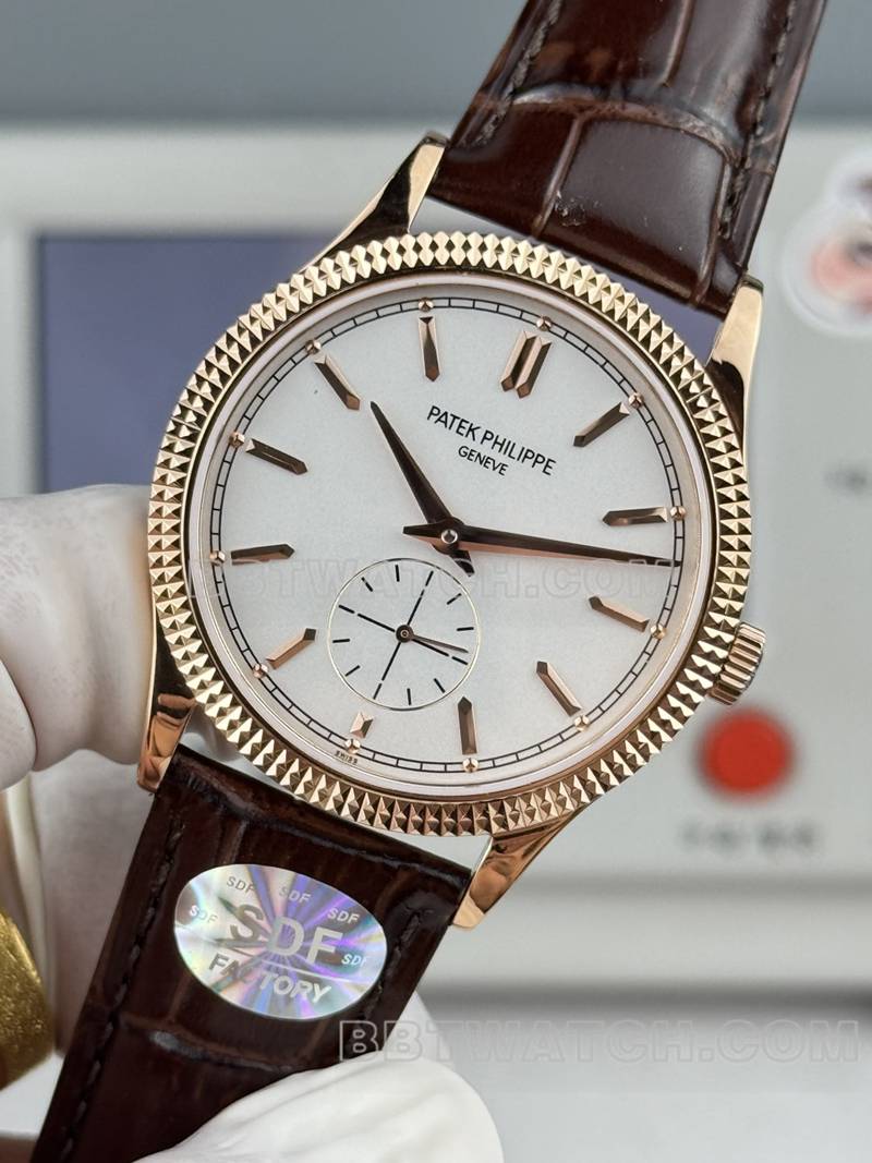 百达翡丽最优复刻手表SDF厂古典银盘钉纹圈玫瑰金壳39mm皮带款正面实拍图