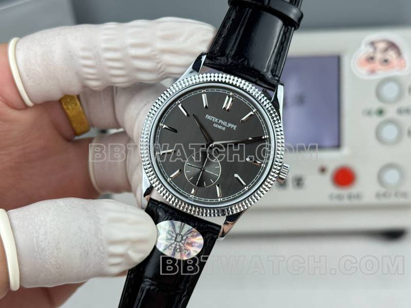 百达翡丽1:1复刻手表SDF厂古典黑盘钉纹圈39mm皮带款正面实拍图